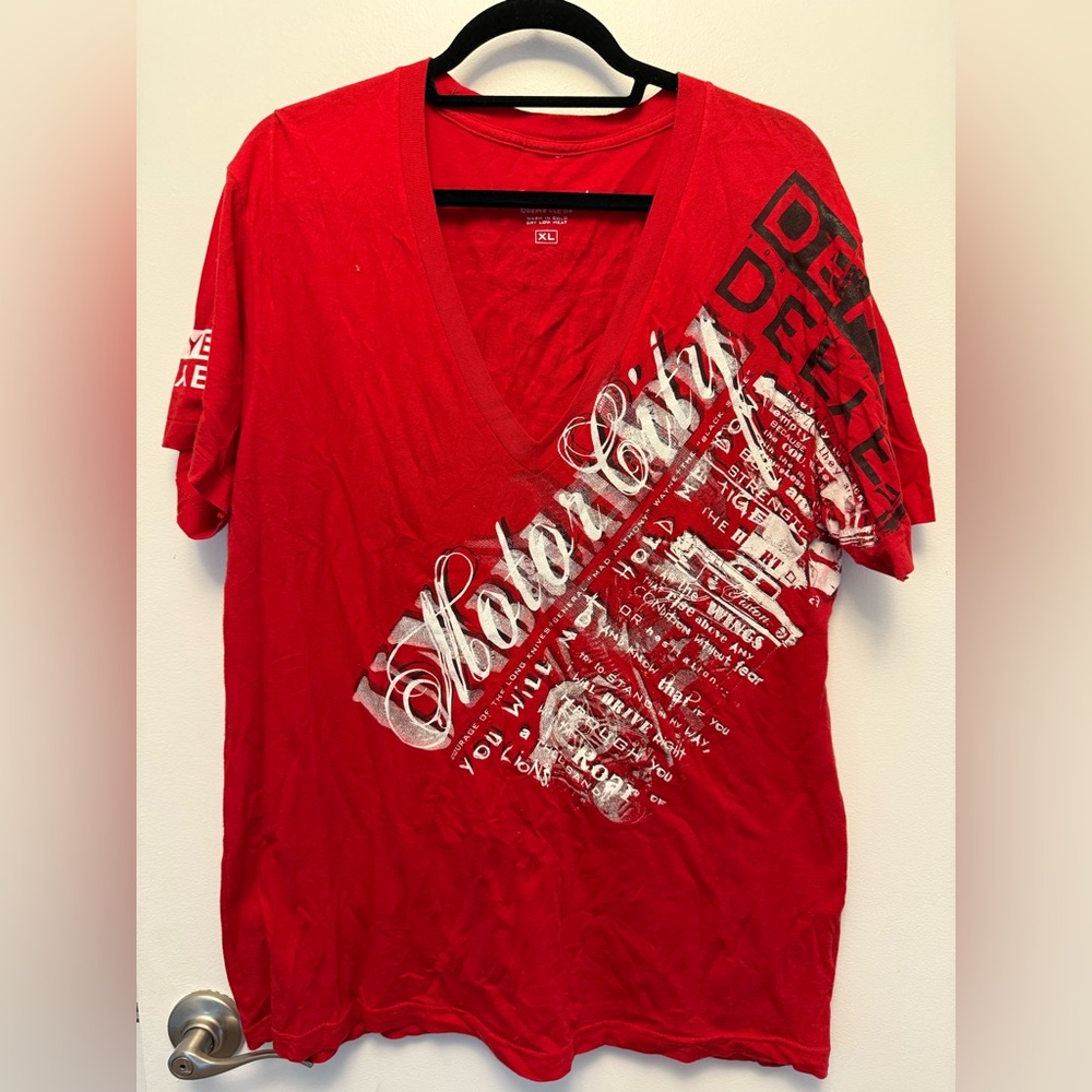Red Graphic V-Neck T-Shirt